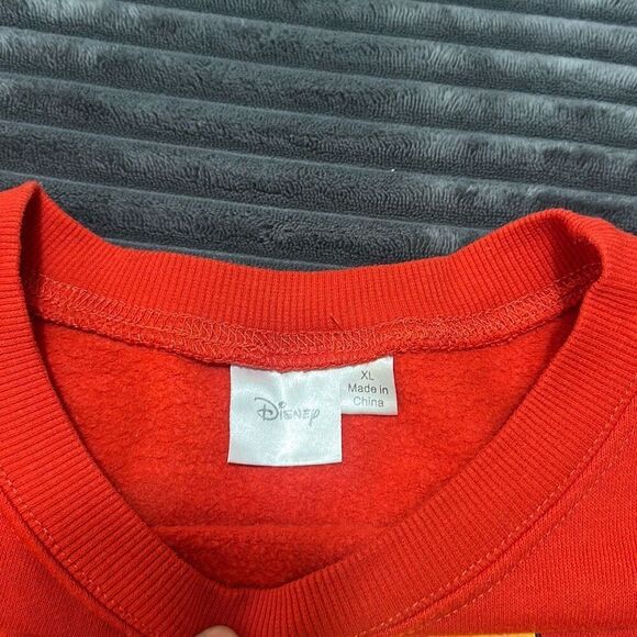 Disney Winnie The Pooh Unisex Red Long Sleeves Shirt Sweater Size XL - Picture 7 of 10